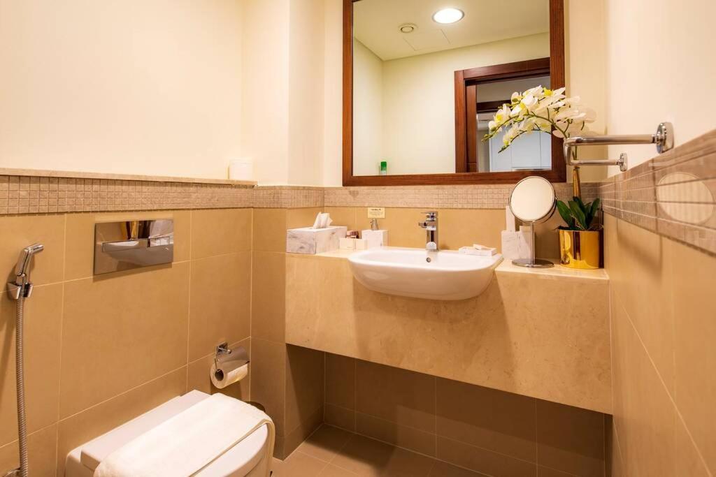 First Class 3Br With Full Burj Khalifa And Fountain View Дубай Екстериор снимка