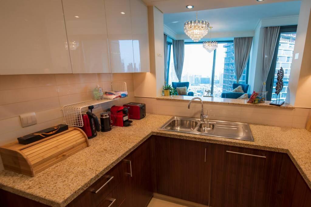 First Class 3Br With Full Burj Khalifa And Fountain View Дубай Екстериор снимка